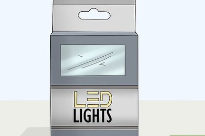 How to Change the Tag Lights in a Vehicle