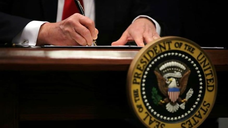 Immigration Ban Includes Green Card Holders: US Homeland Security