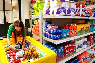 This British Artist's Recreation of New York Grocery Store 'Felt' Very Real