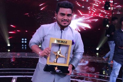 Rising Star 2 Finale: Former Sa Re Ga Ma Pa Li'l Champs Winner Hemant Brijwasi Lifts The Trophy
