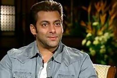 Salman's father fumes against fatwa, warned again
