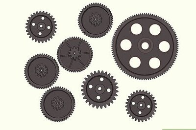 How to Clean Plastic Gears