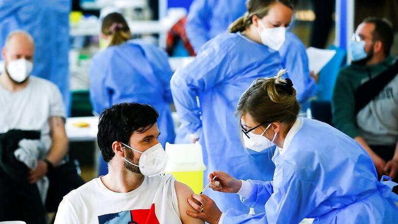 German Vaccine Seekers Getting 'Aggressive', Frustration Mounts After 6 Months of Lockdowns