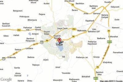 Four killed as rail cargo fell on them