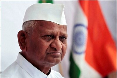 Neither Modi nor Rahul fit to become PM, says Anna Hazare