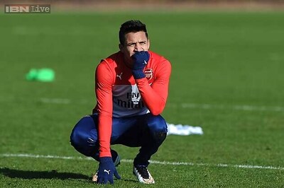 Alexis Sanchez returns as Arsenal aim to bounce back from Spurs defeat