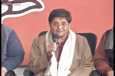Kiran Bedi refutes Congress charges of using Anna Hazare to fulfil ambitions