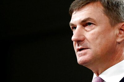 EU Digital Chief to Meet With Facebook CEO Amid Privacy Scandal