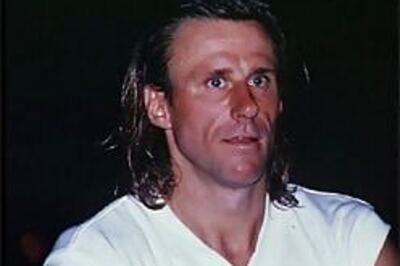 Borg not to sell Wimbledon trophies