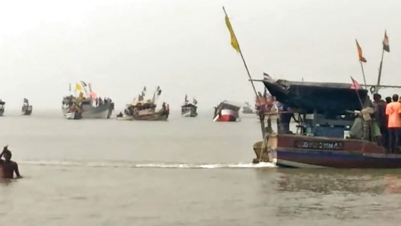 Four Youths Ignore Weather Warning, Drown in Sea off Maharashtra Coast