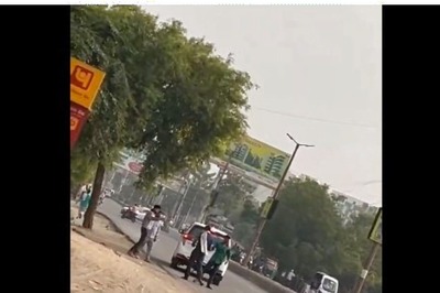 Mirzapur-like Scene Witnessed On Roads Of Bareilly As Rival Gangs Clash Over Land Possession