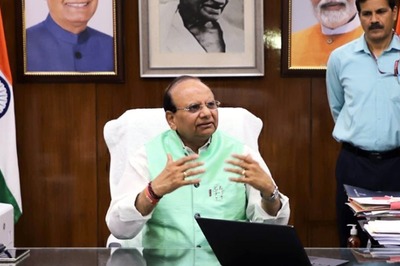 Delhi LG Saxena Transfers DUSIB CEO Over 'Irregularities' in Night Shelters