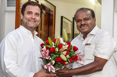 Karnataka's CM Meets Rahul, Conveys Birthday Wish