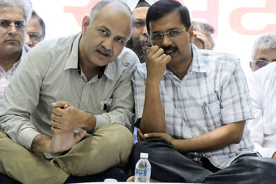 Kejriwal Govt's 'Feedback Unit' Under Scrutiny of L-G Jung Panel