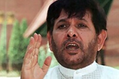 JD(U) keeping options open about post-poll alliance