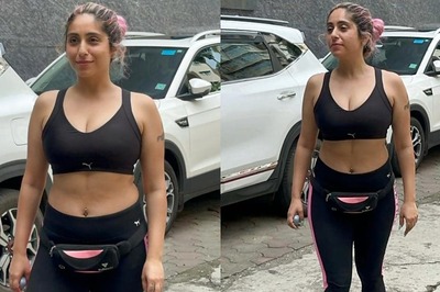 Neha Bhasin Papped Outside The Gym In A Sexy Sports Bra And Snug Tracks, See Photos