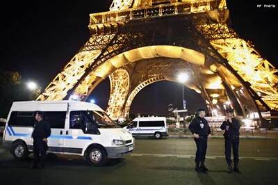 Fresh Al-Qaeda plot targets Eiffel tower