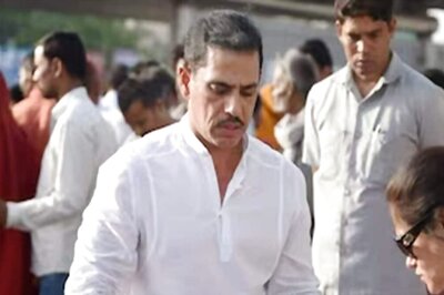 ED Files Supplementary Charge Sheet in Case Involving Robert Vadra, Sanjay Bhandari, Names UAE Bizman