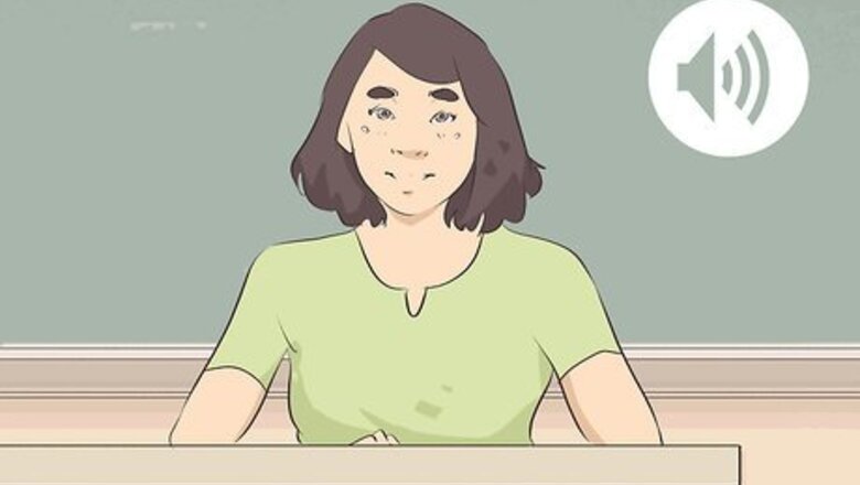 How to Introduce Yourself in College