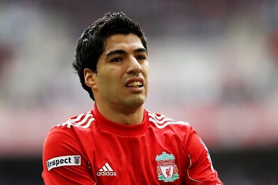 Suarez reopens racism row by criticising FA