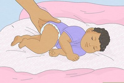 How to Change a Baby's Diaper at Night with Minimal Disruption