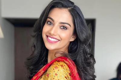 Meenakshi Chaudhary Exudes Elegance In This Pink Embellished Saree