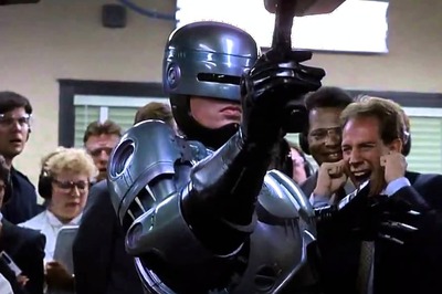 RoboCop Returns: District 9 Director Tapped to Helm Reboot of Sci-fi Crime Classic