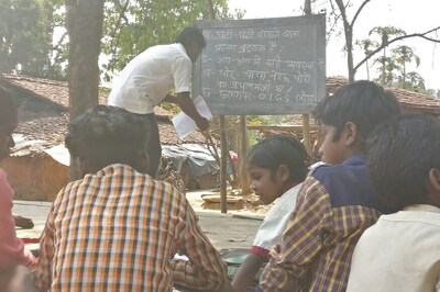 From 'Nehru Choron ka Pradhanmantri' to 'Ghanti Bajane Wala Brahmin': A Day in Patthargarhi School
