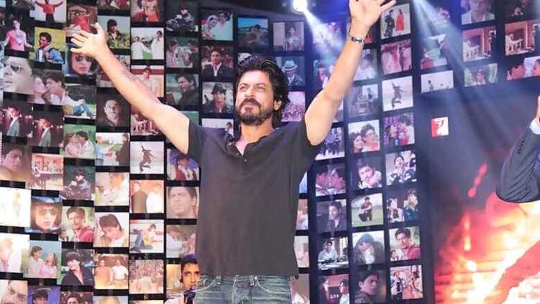I wear stardom like T-shirt, not like Tuxedo: Shah Rukh Khan