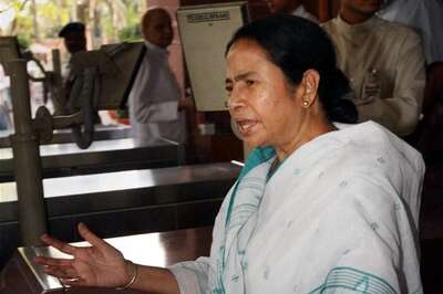 'Invisible Cong hand' behind heckling of Mamata: TMC leader