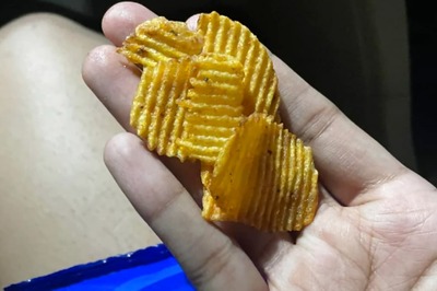 Disappointed Customer Finds 4 Chips In Rs 10 Lays Packet. Internet Says 'Can Feel Your Pain'