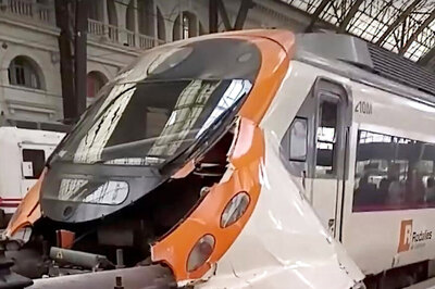 Commuter Train Crash in Barcelona Station Injures At least 54