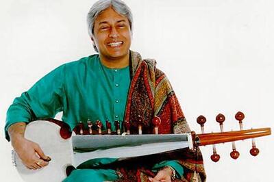 Narendra Modi should rein in trouble makers around him: Amjad Ali Khan