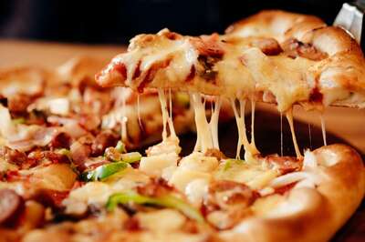 The Journey of Pizzas: The Crowd-Favourite Food Has Changed A Lot Over The Years