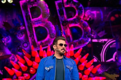 Salman Khan Oozes Swag in New Bigg Boss OTT 2 Pic; Fans Call Him ‘Dashing Bhaijaan’