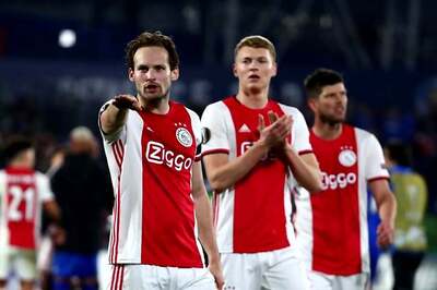 Ajax Trio Told to Stay Away from Club Over Coronavirus Fears