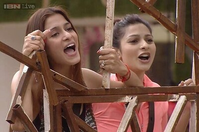 Bigg Boss 7: Tanisha changes sides, plots with Armaan to oust Shilpa