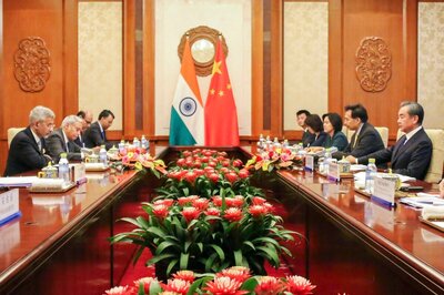 Jaishankar Meets China Counterpart Amid LAC Standoff, Says India Never Tried to Change Status Quo Ante