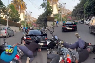 Bengaluru Scooty Riders Escape 'Death' While Trying to Record McLaren Supercar, Watch Viral Video