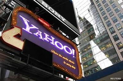 Yahoo CEO unveils overhaul of email service