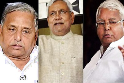 Nitish, Lalu meet Mulayam to discuss possible alliance ahead of Bihar polls