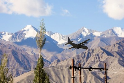 Amid LAC Stalemate, Indian Officers May Learn Tibetan History to 'Counter China's Influence': Report