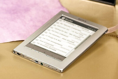 Sony slashes Reader price in war with Kindle, Nook
