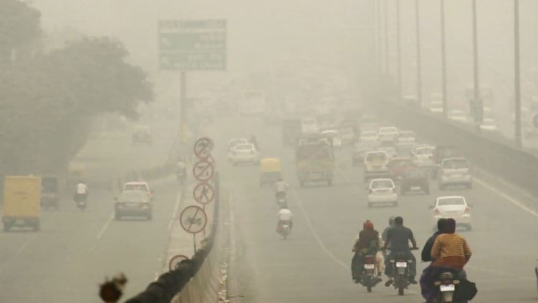 Wind disperses pollutants marginally, air quality remains 'very poor'