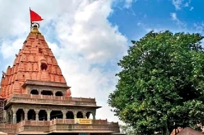 MP: Stopped from Shooting Videos, Two Women Beat Up Guards at Mahakaleshwar Temple