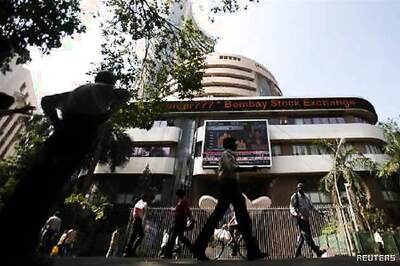 Sensex closes 147 points down on weak global cues