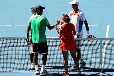 Paes in mixed doubles final, Sania-Hesh ousted