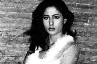 Smita Patil Birth Anniversary: 5 Movies of the Legendary Actress One Must Watch