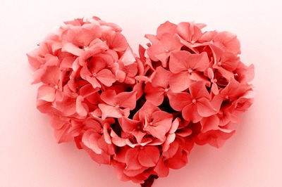 Don’t Want to be Alone This Holiday Season? Here Are Tips to Find Date