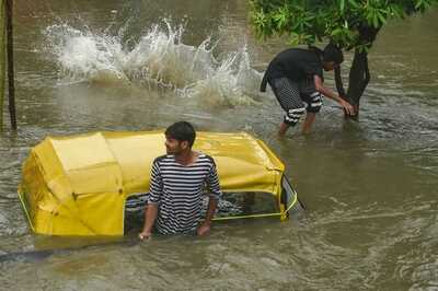 Schools, Colleges in Uttar Pradesh to Remain Shut on Friday, Saturday As Heavy Rain Pounds State